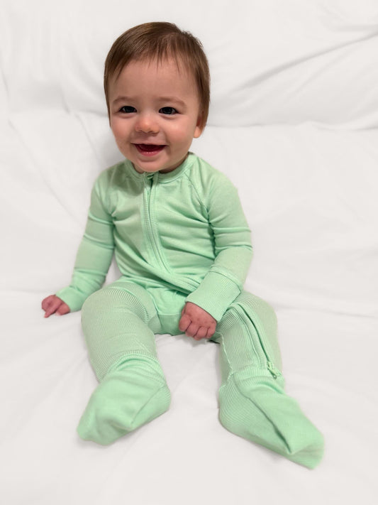 MINT RIBBED • BAMBOO ZIPPY