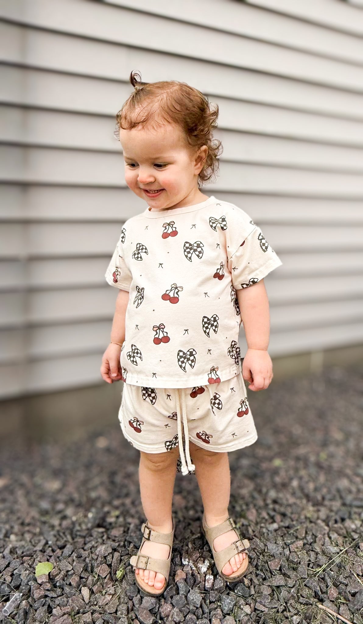 LG CHERRY PICNIC SHORT SET
