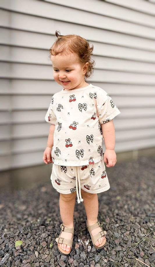 LG CHERRY PICNIC SHORT SET